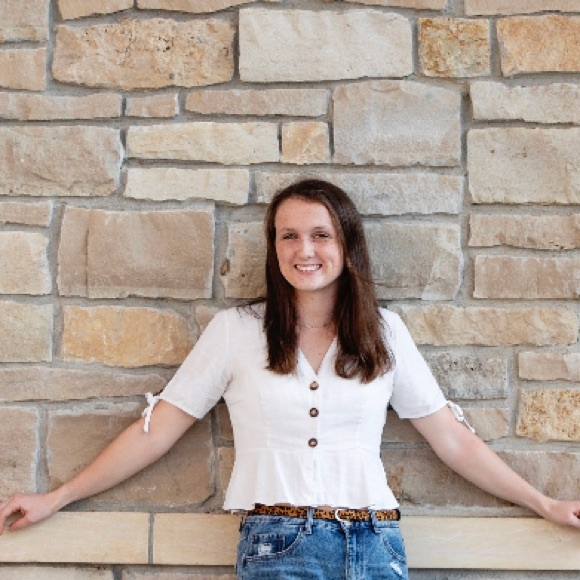 Meet your Posher, Annie - Picture 3 of 3